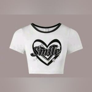 NEW Tween Heart Black & White "Smile" Round Neck Tee (12Y)